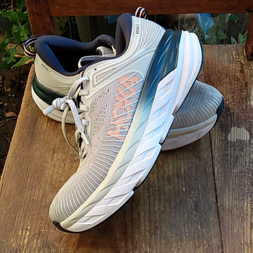 Hoka Bondi 7